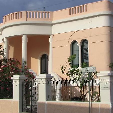 Villa Nel Salento - Ampie Camere E Giardino, Fino A 9 Persone Barbarano del Capo Kültér fotó