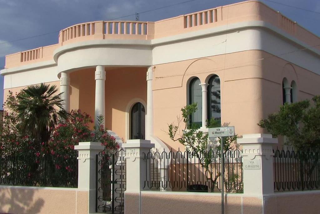 Villa Nel Salento - Ampie Camere E Giardino, Fino A 9 Persone Barbarano del Capo Kültér fotó